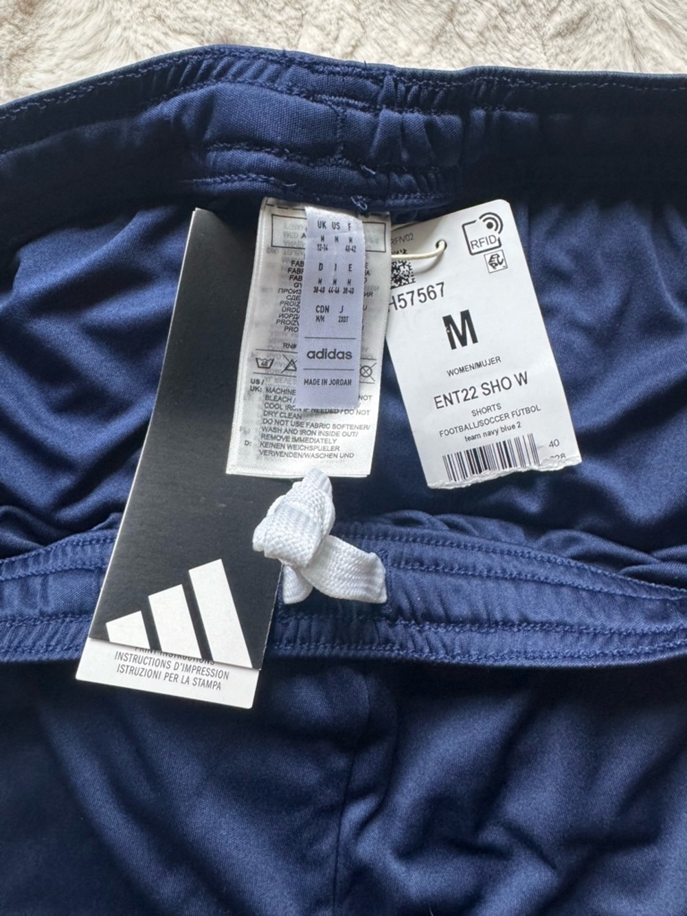 Adidas Women’s Navy Workout Soccer Shorts Size Medium NWT - Picture 4 of 5